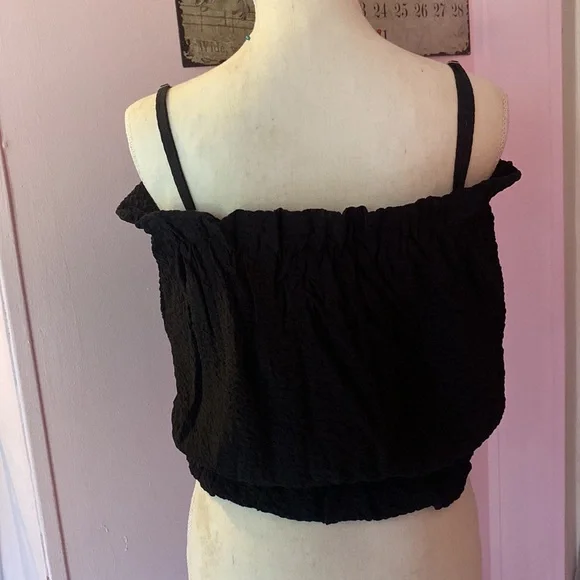Entro Black Spagetti Strap Ruffled Top Size Small - Picture 3 of 8